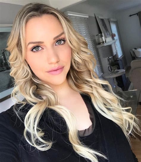 miamalkova sex|Mia Malkova Porn Videos 2024: Porn Star Sex Scenes